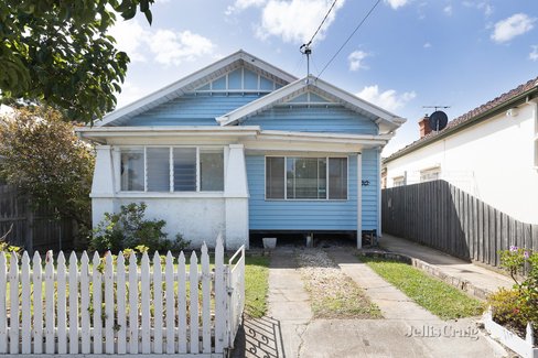 30 Normanby Avenue Thornbury 3071