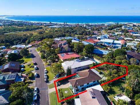 30 Oceanview Crescent, KINGSCLIFF NSW 2487