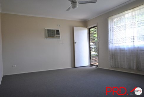 30 Prince Street, SOUTHPORT QLD 4215
