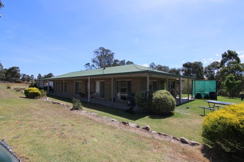 30 Reeves Lane, Walpa