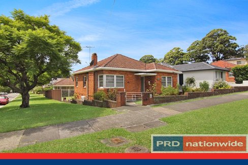 30 Renown Ave, OATLEY NSW 2223