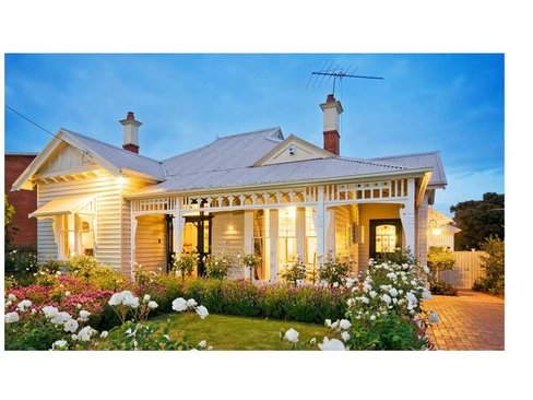 30 Retreat Road Newtown 3220