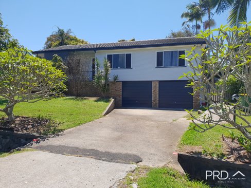 30 Taylor Avenue, GOONELLABAH NSW 2480