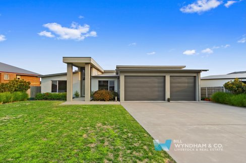 30 The Backwater, Eastwood