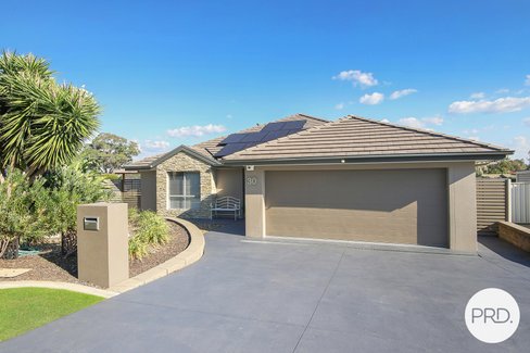 30 Waldner Court, LAVINGTON NSW 2641