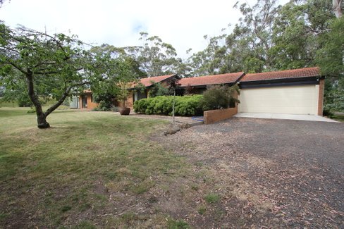 300 Greenhill Road, MOUNT HELEN VIC 3350