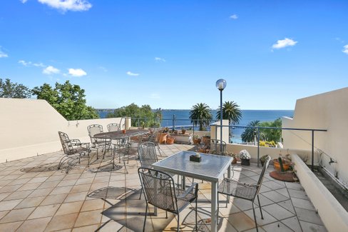 301 64 Eastern Beach Road Geelong 3220