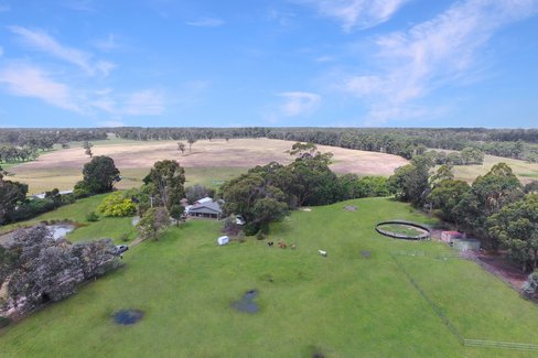 302 Simpsons Creek Road, Simpsons&nbsp;Creek