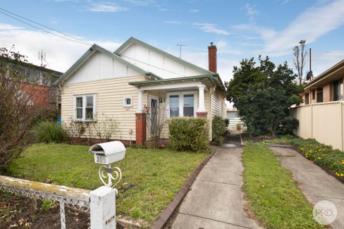 305 Main Road, GOLDEN POINT VIC 3350