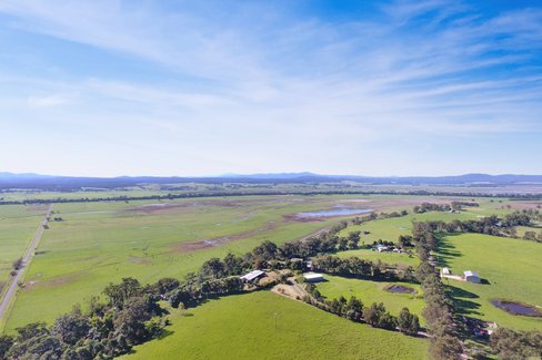 305 Mitchells Road, Newmerella