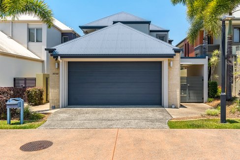 3050 Quay South Drive, CARRARA QLD 4211