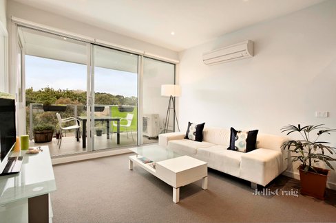 306 64 Macaulay Road North Melbourne 3051