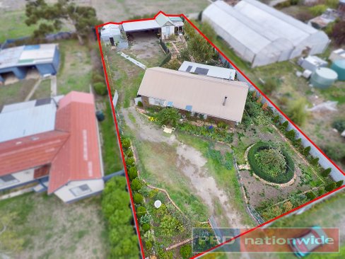 3067 Glenelg Highway, LINTON VIC 3360