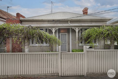 307 Peel Street North, BLACK HILL VIC 3350