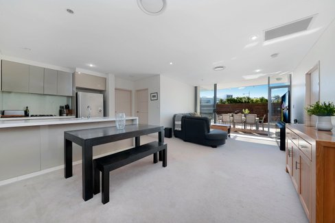 3/1-3 Gubbuteh Road, LITTLE BAY NSW 2036