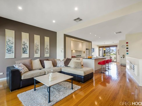 3 1-3 Noordenne Avenue Seaholme 3018
