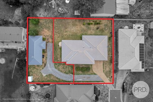 31 & 31a Carnegie Place, TAMWORTH NSW 2340