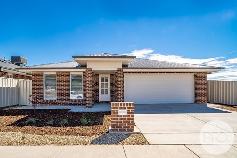 31 Ah-ket Avenue, LLOYD NSW 2650