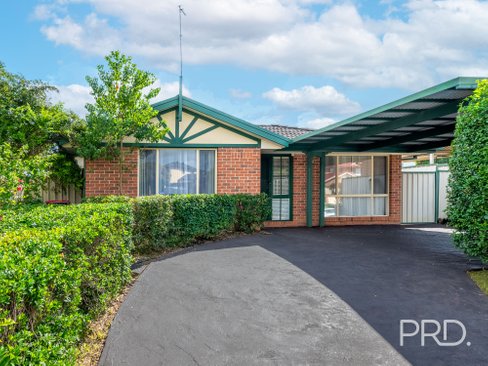 31 Allison Drive, GLENMORE PARK NSW 2745