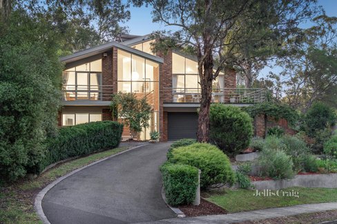 31 Bainbridge Drive Eltham 3095