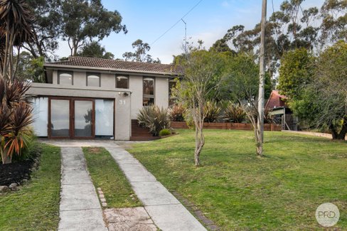 31 Burke Street, CRESWICK VIC 3363