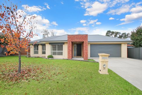 31 Gabrielle Court, LAVINGTON NSW 2641