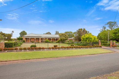 31 Nilands Lane, WOODBERRY NSW 2322