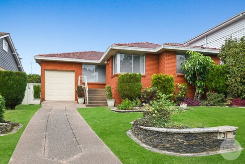 31 Pindari Road, PEAKHURST HEIGHTS