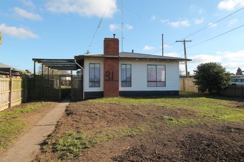 31 Primrose Street, WENDOUREE VIC 3355