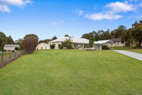 31 Quiescent Close, LOUTH PARK NSW 2320
