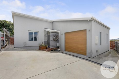 31 Raynors Road, MIDWAY POINT TAS 7171