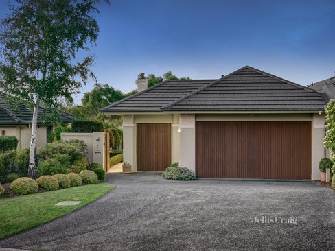 31 St John Circle Chirnside Park 3116