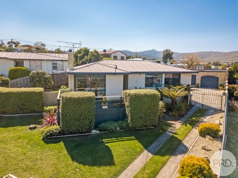 31 Stokell Street, ROKEBY TAS 7019