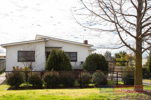 31 Sydney Street, TUMUT NSW 2720