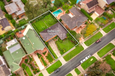 31 Viewhill Road Balwyn North 3104