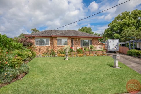 31 Weingartner Avenue, TARRO NSW 2322