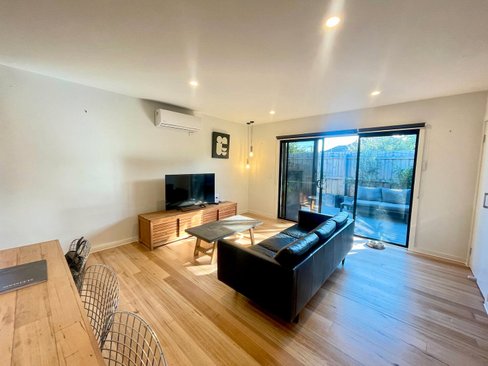 3/10 Leigh Street Footscray 3011