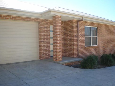 3/105 Goonoo Goonoo Road, TAMWORTH NSW 2340