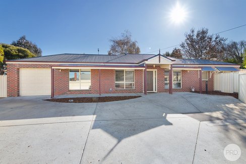 3/110 Yarrowee Parade, REDAN