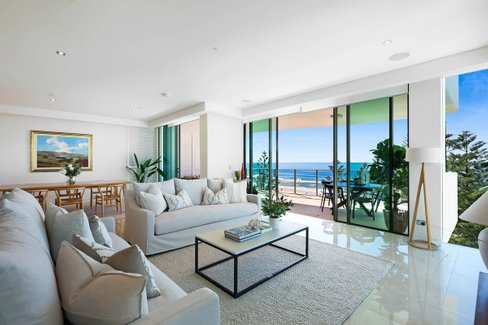 31/106 The Esplanade, Burleigh Heads QLD 4220