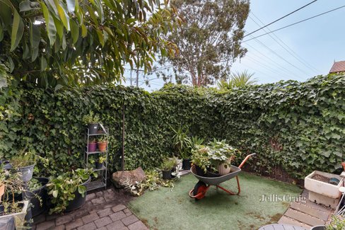 3 113 Mitchell Street Northcote 3070