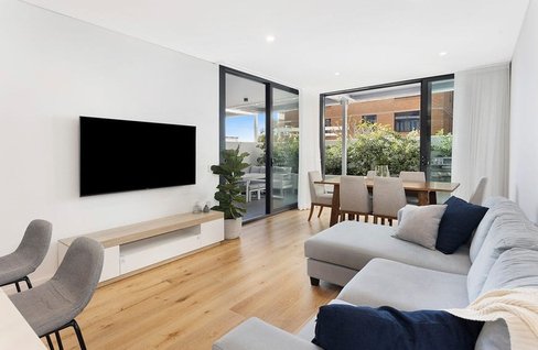 311/3 Penprase Ln, MIRANDA