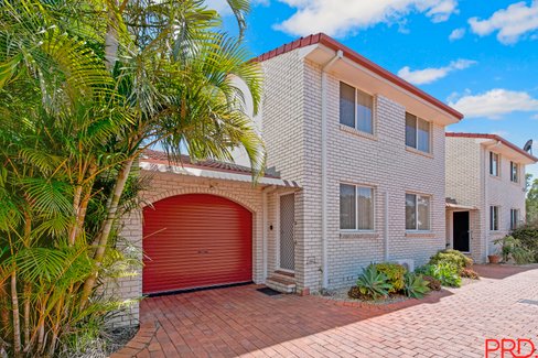 3/12 McLennan Street, LAURIETON NSW 2443