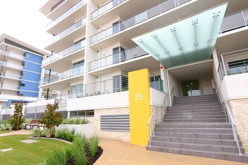 312/25 Malata Crescent, SUCCESS WA 6164