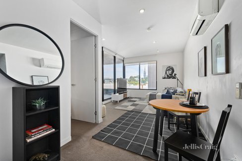 312 253 Bridge Road Richmond 3121