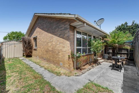 3 126 Heatherdale Road Mitcham 3132