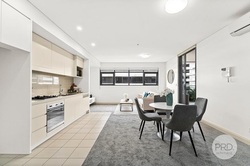 312/99 Forest Road, HURSTVILLE