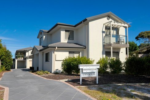 3/13 Fathom Place, CORLETTE NSW 2315