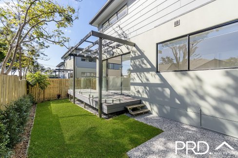 3/13 Robert Street, MUDGEERABA QLD 4213