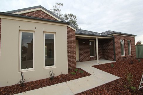 3/16 Alexander Avenue, LAKE WENDOUREE VIC 3350